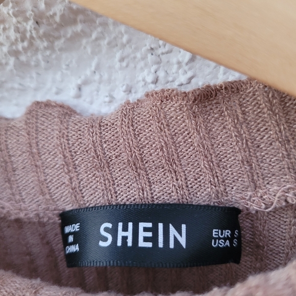 SheIn Lightweight Crop Sweater Blouse - Picture 3 of 6